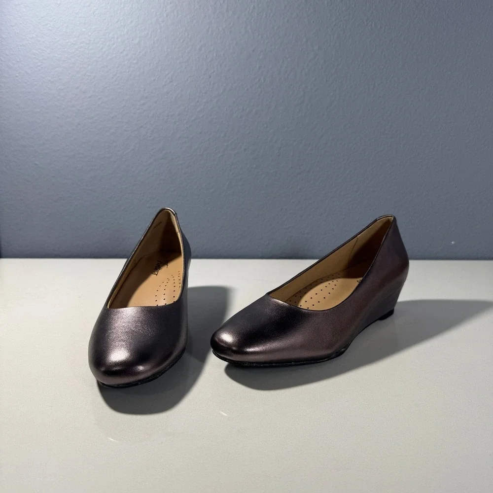 Trotters wedge pumps